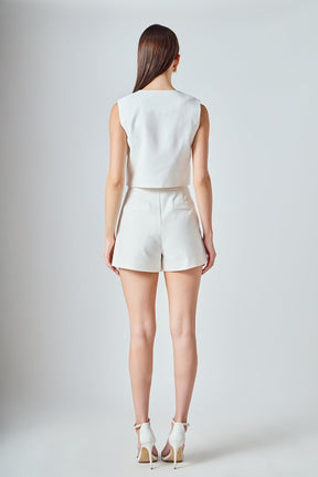 ENDLESS ROSE - Catherine Scallop Edge Cropped Linen Vest - TOPS available at Objectrare