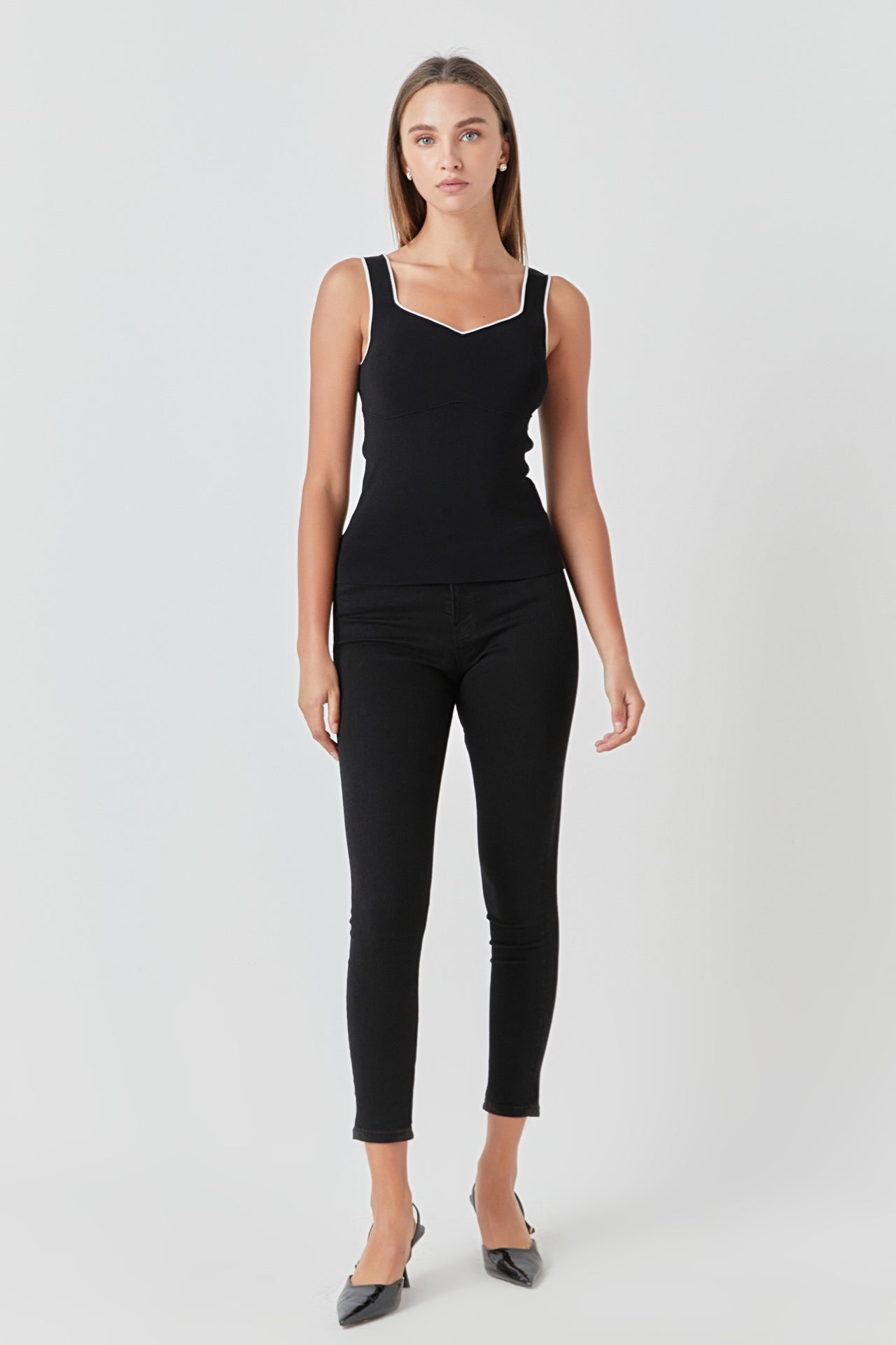 ENDLESS ROSE - Contrast Binding Sweetheart Knit Top - TOPS available at Objectrare