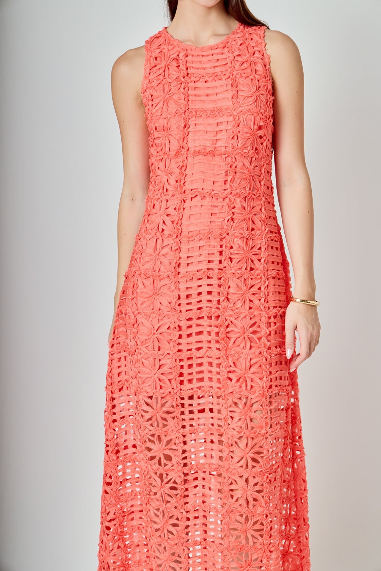 ENDLESS ROSE - Iris Textured Sleeveless Maxi Dress - DRESSES available at Objectrare
