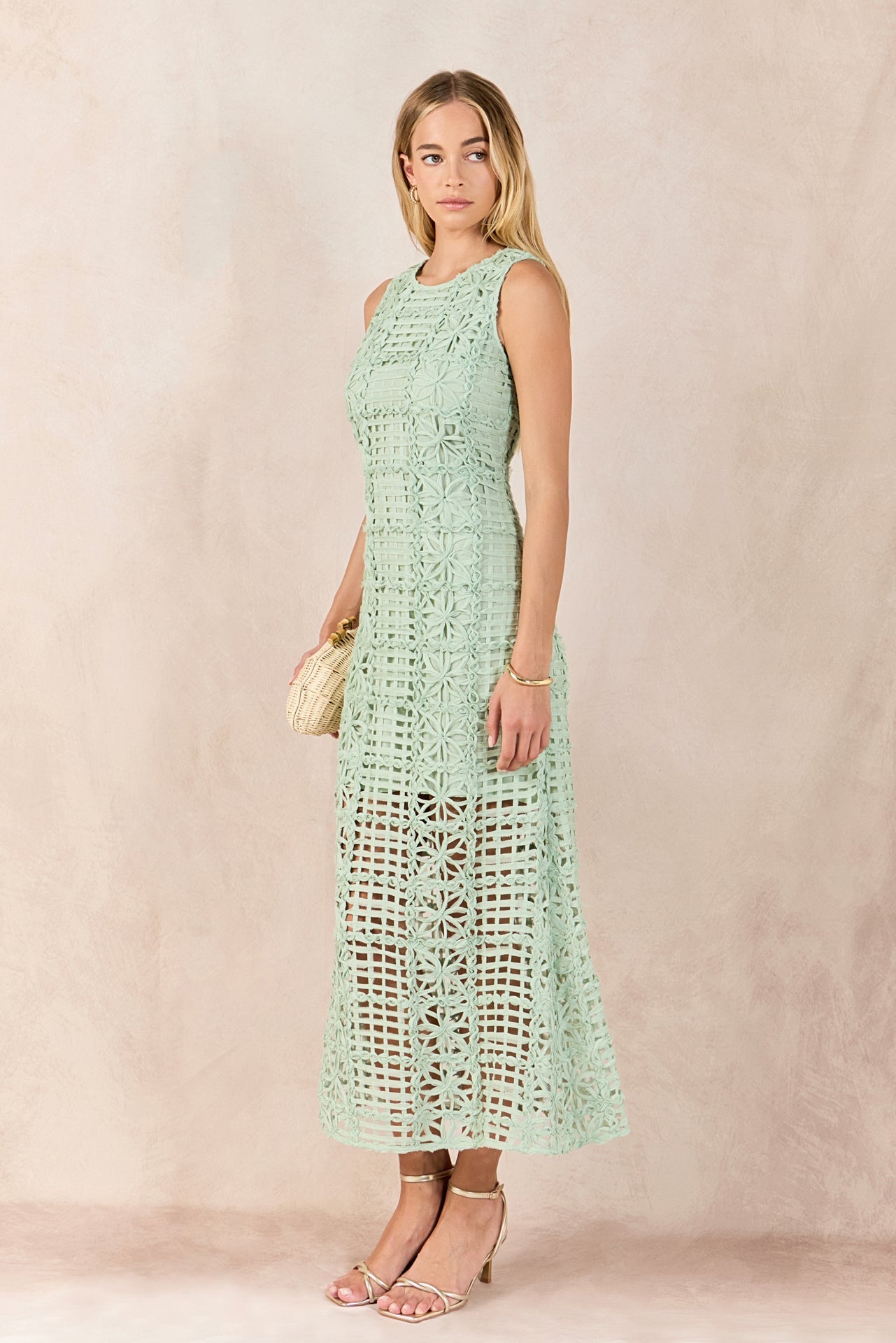 knee length dresses for ladies Textured Sleeveless Maxi Dress