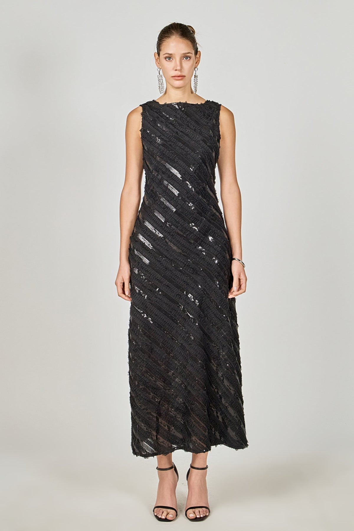 ENDLESS ROSE - Textured Sleeveless Maxi Dress - DRESSES available at Objectrare