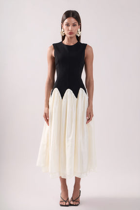 ENDLESS ROSE - Contrast Color Midi Dress - DRESSES available at Objectrare