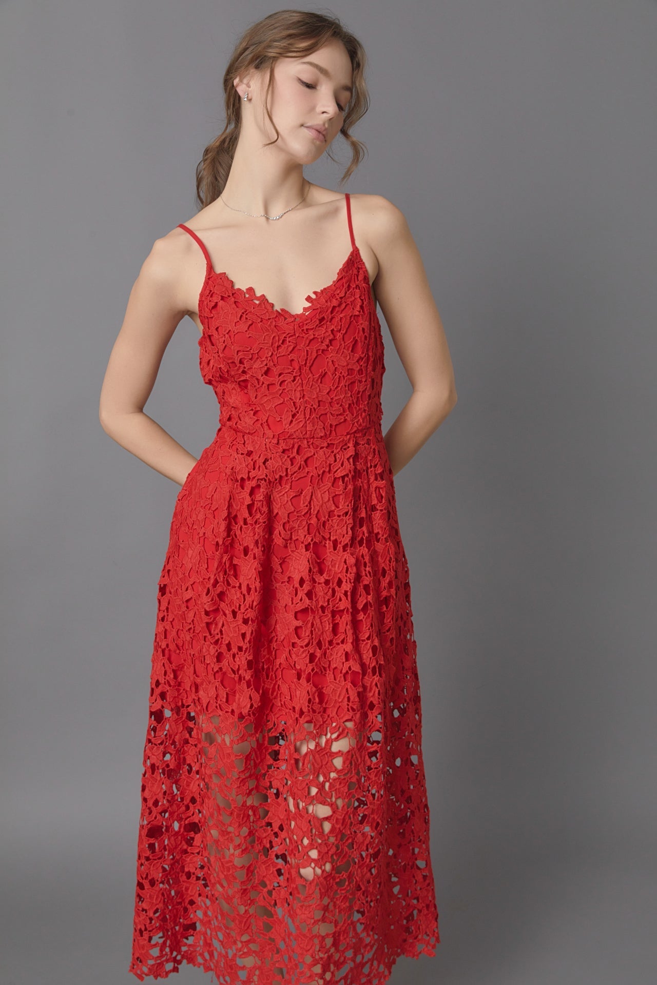 Endless Rose - Lace Midi Dress