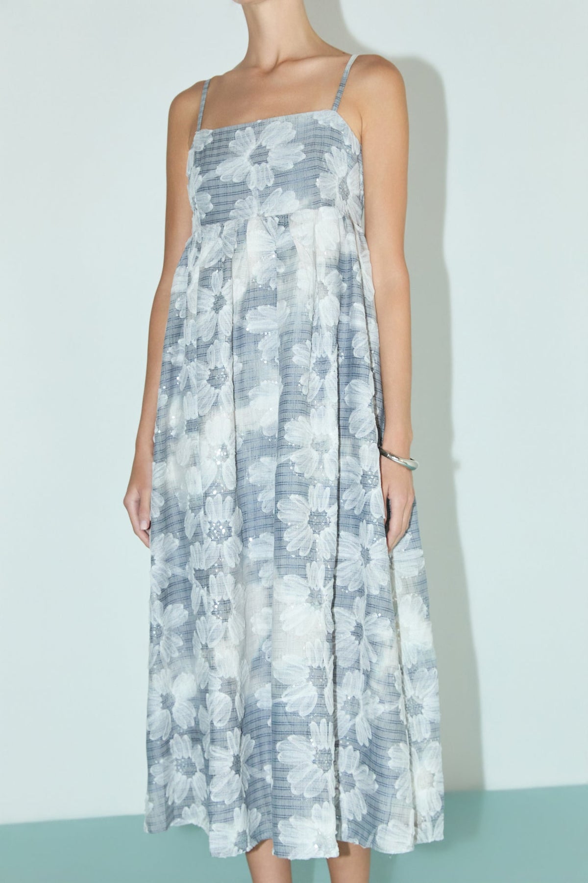 Floral Embroidery Sleeveless Midi Dress