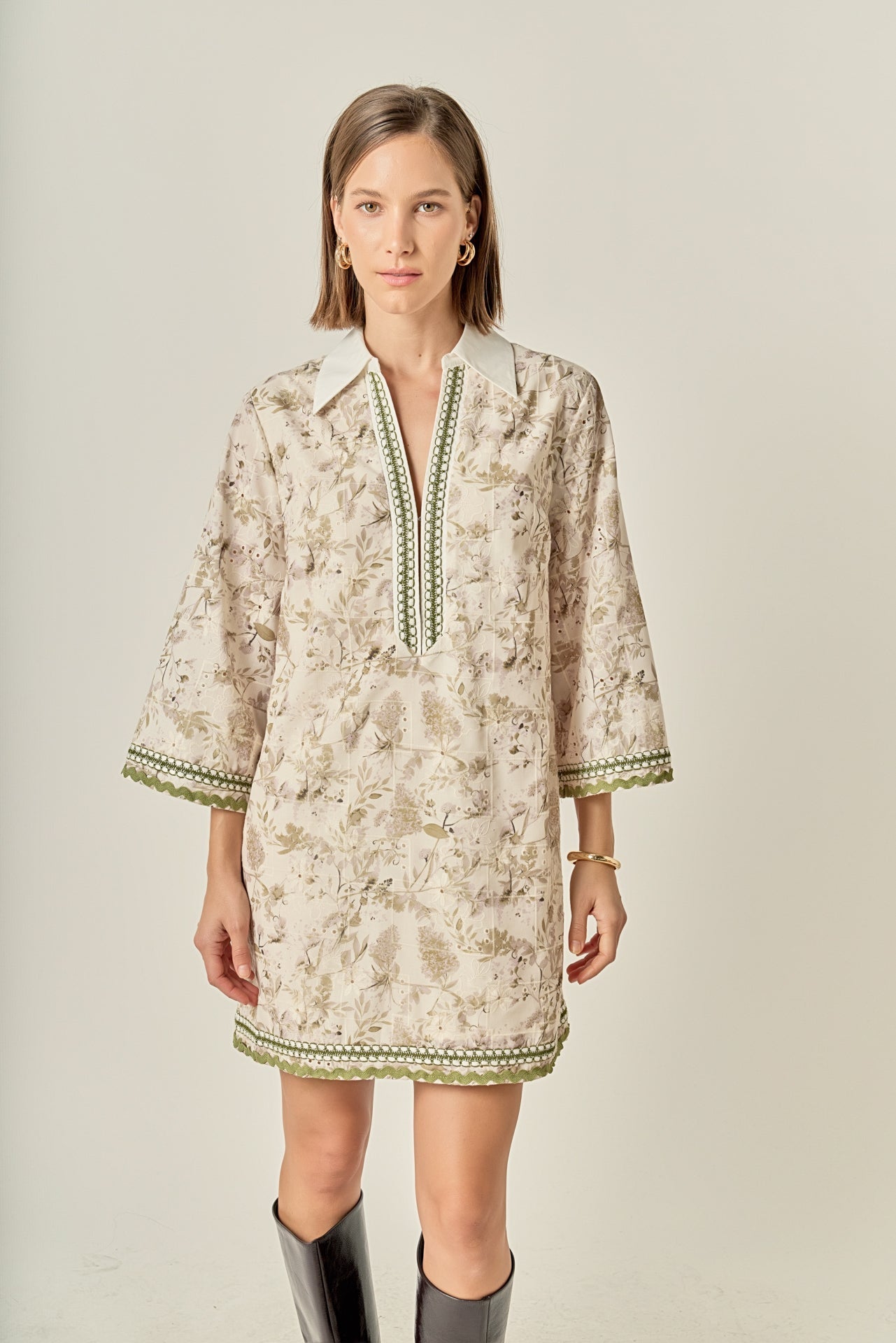 Floral Embroidery Mini Dress Floral Embroidery Mini Dress