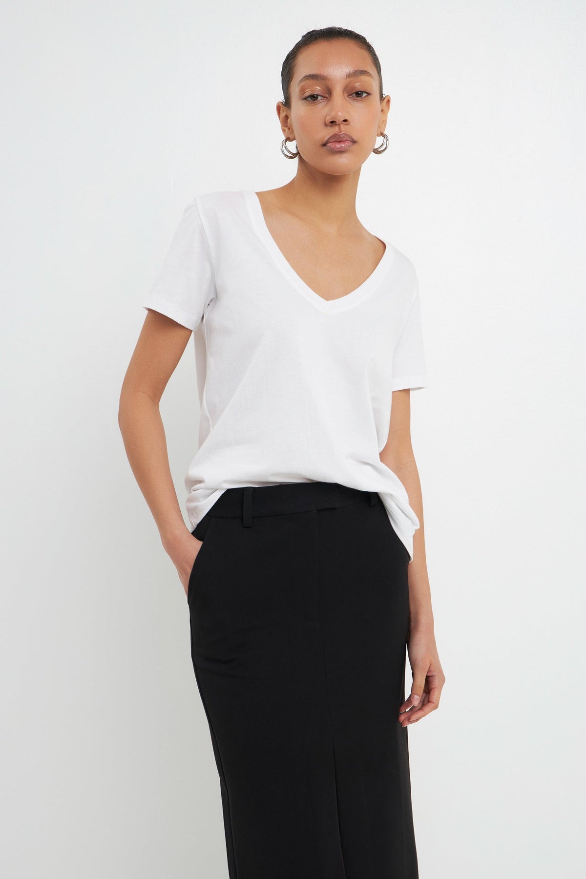 GREY LAB - Classic V-neck T-shirt - T-SHIRTS available at Objectrare
