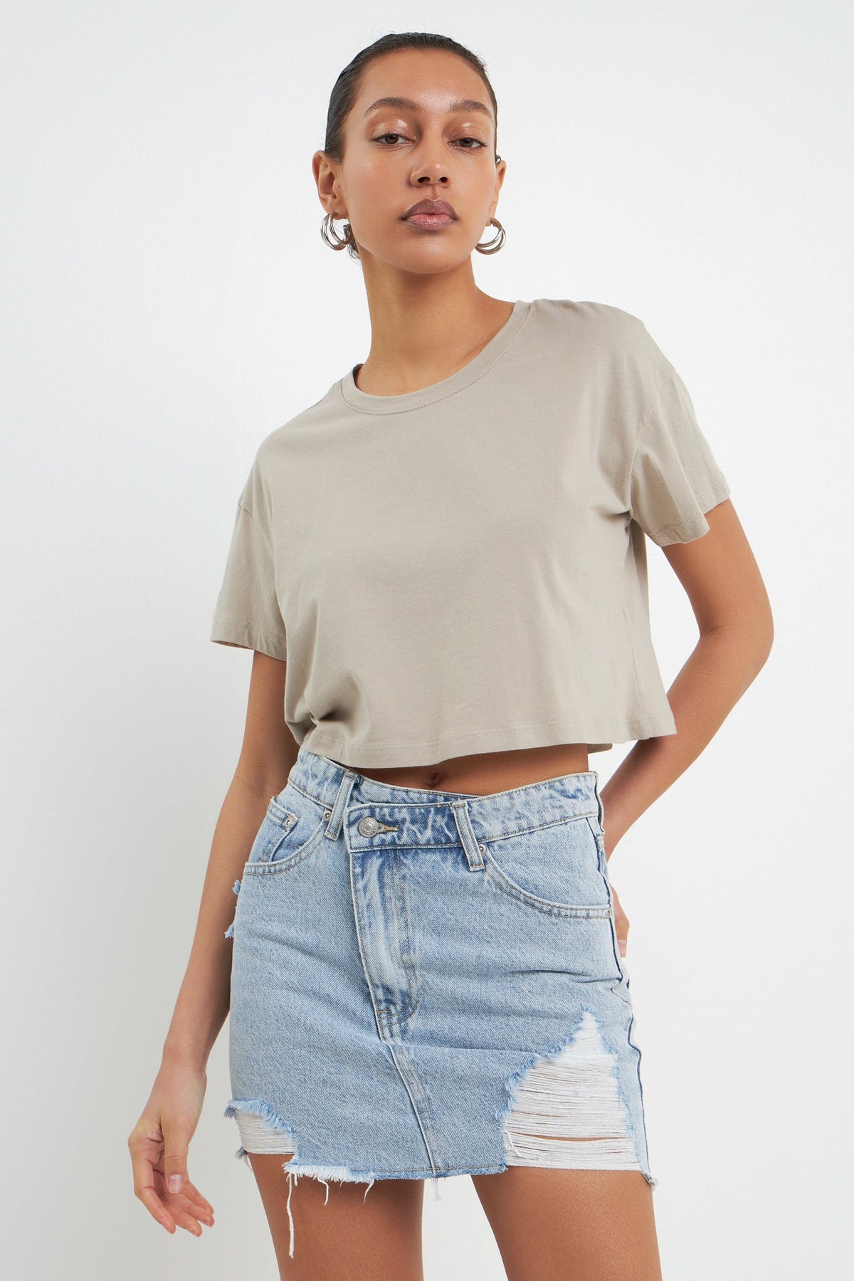 Cropped Basic T-Shirt