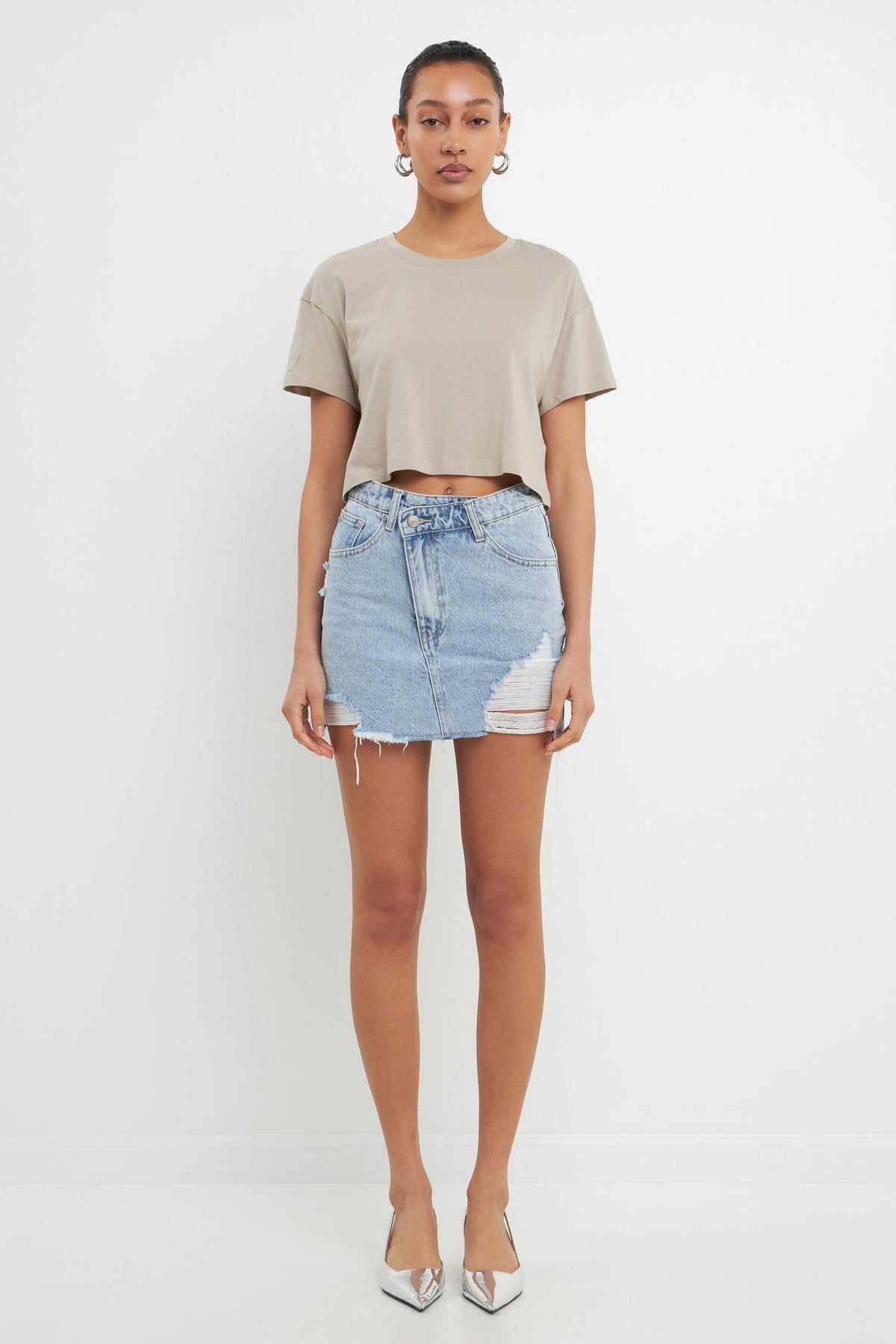Cropped Basic T-Shirt
