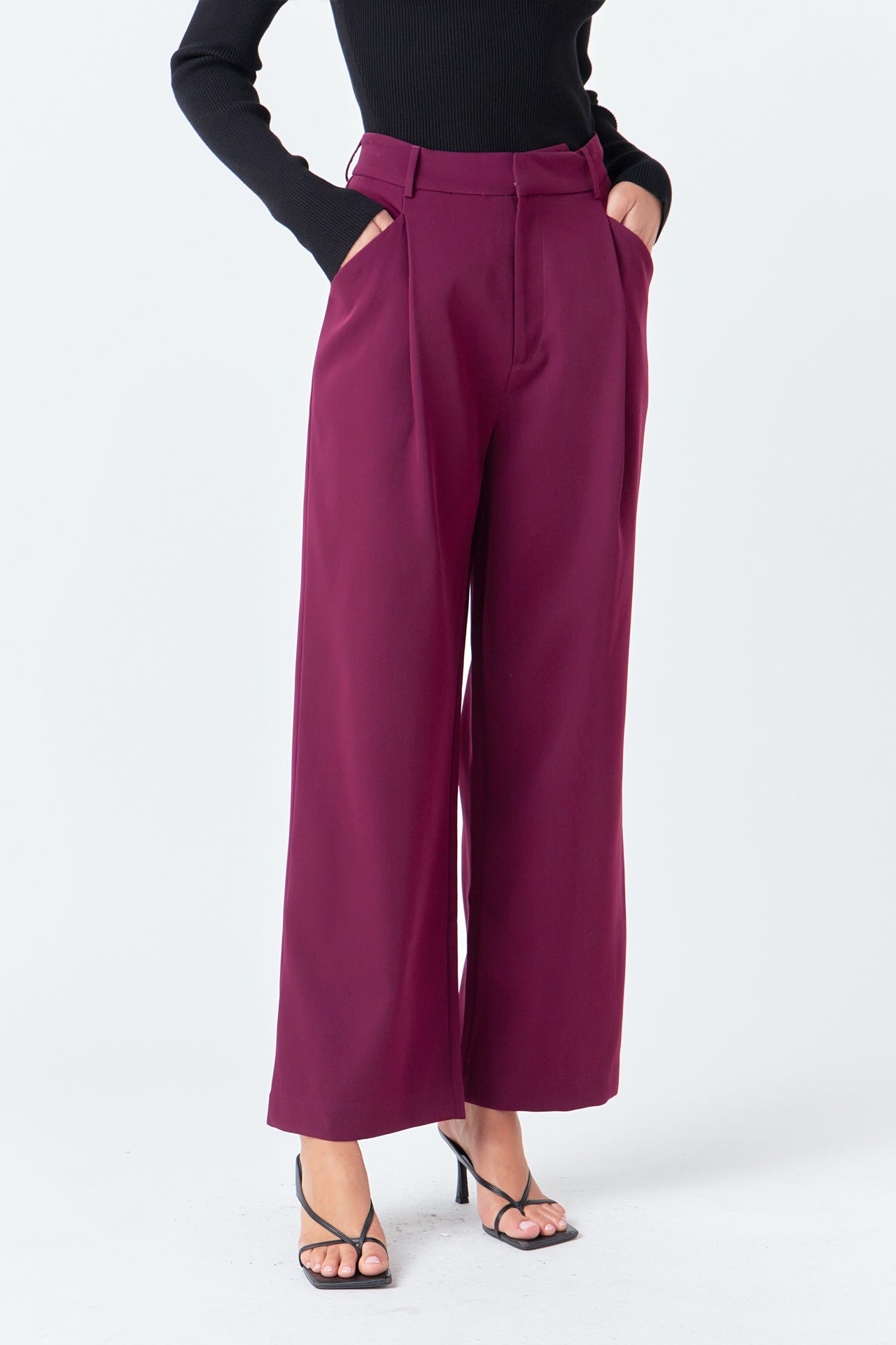 ENDLESS ROSE - Endless Rose - High-Waisted Suit Trousers - PANTS available at Objectrare