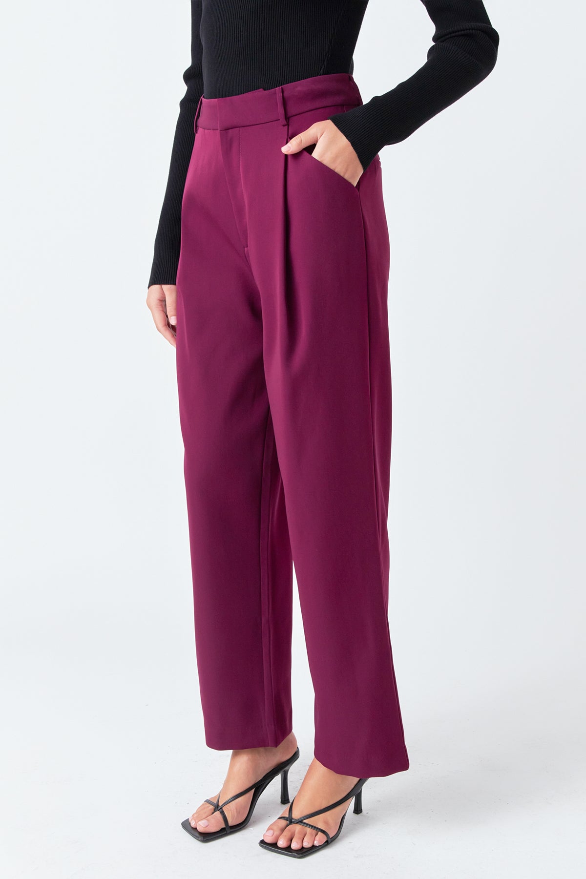 ENDLESS ROSE - High-Waisted Suit Trousers - PANTS available at Objectrare