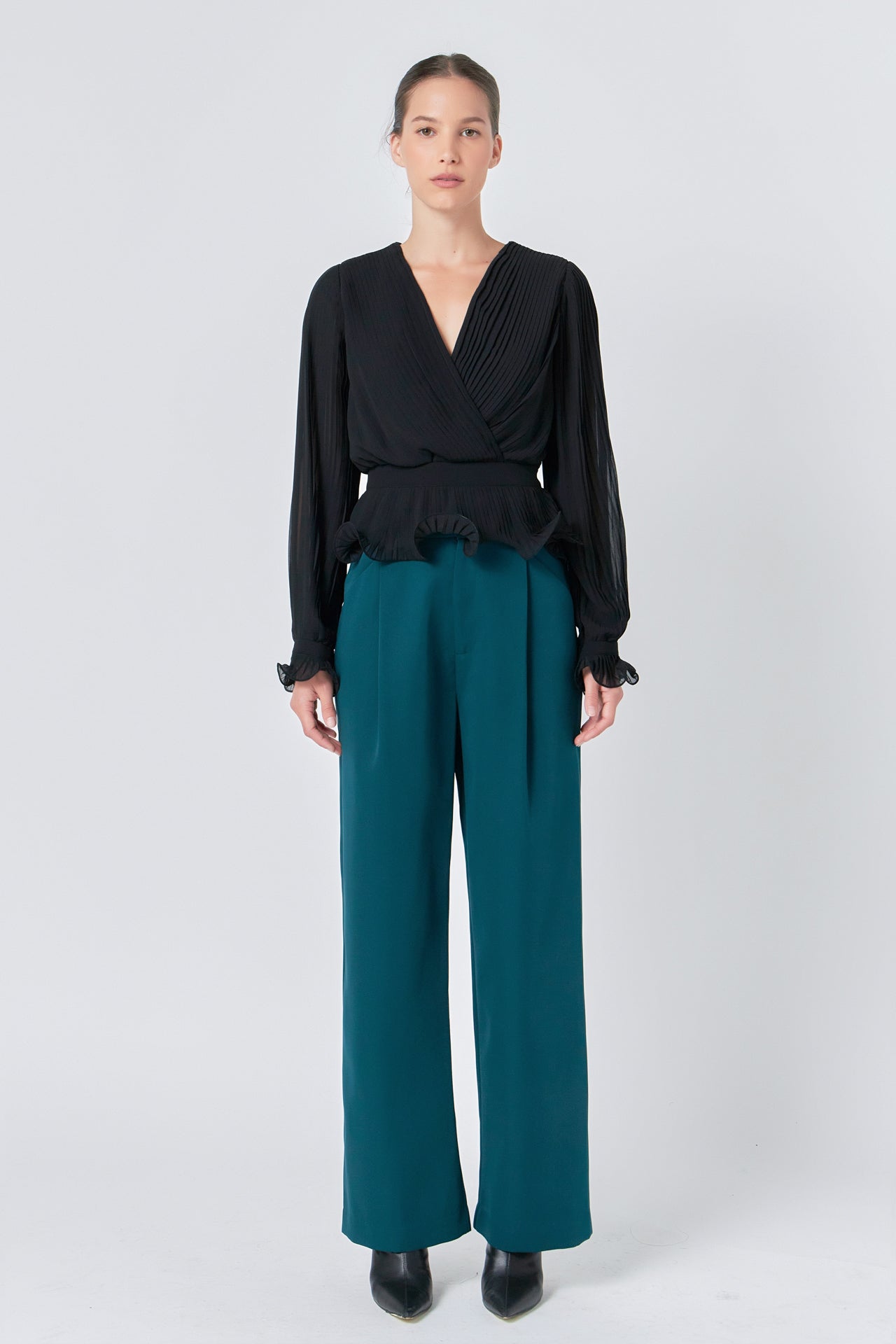 ENDLESS ROSE - Endless Rose - High-Waisted Suit Trousers - PANTS available at Objectrare