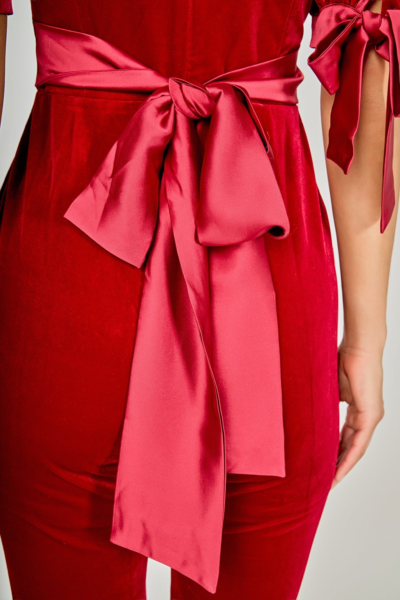 ENDLESS ROSE - Bow Tie Sleeve Velvet Jumpsuit - JUMPSUITS available at Objectrare