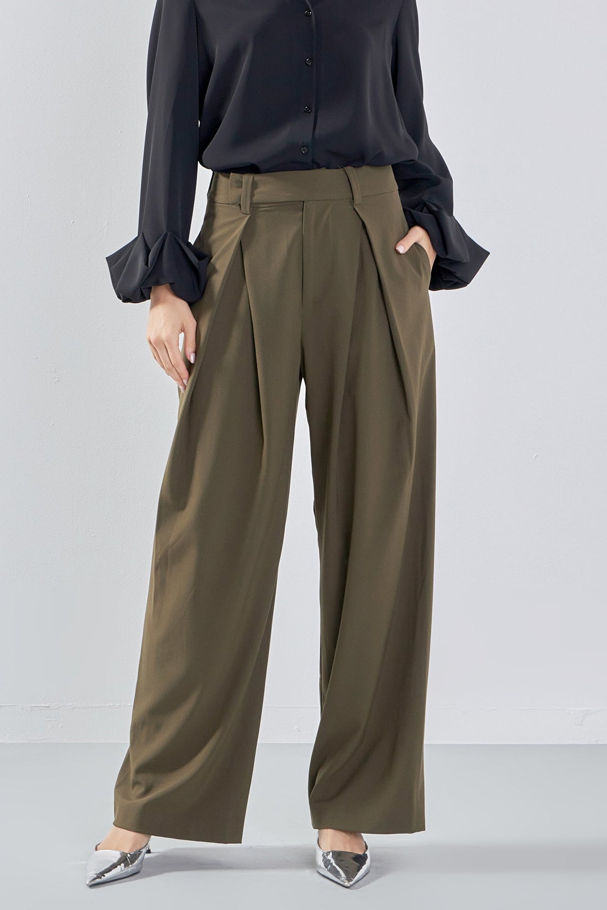 ENDLESS ROSE - Endless Rose - Front Pleat Wide Trousers - BOTTOMS available at Objectrare