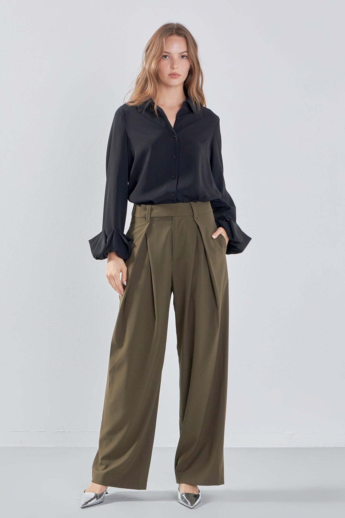 ENDLESS ROSE - Endless Rose - Front Pleat Wide Trousers - PANTS available at Objectrare