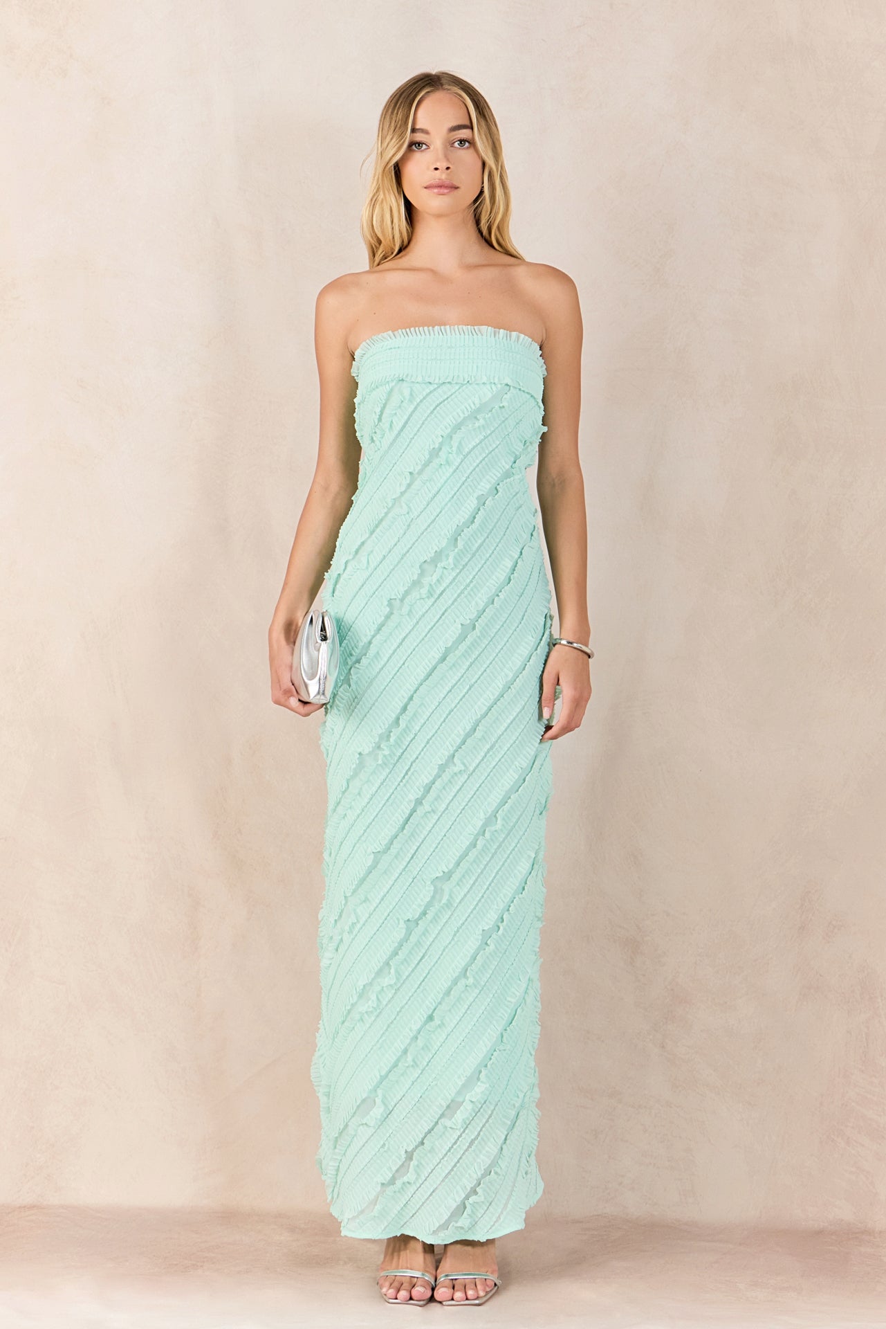 endless rose strapless ruffled maxi dress giving you a flattering and feminine silhouette Endless Rose - Strapless Ruffled