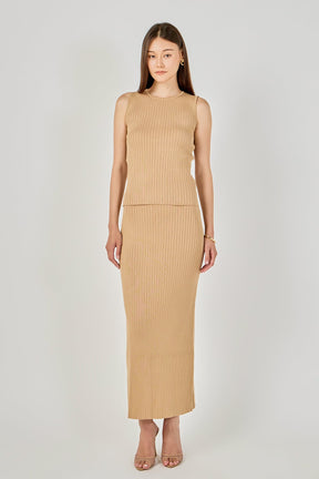 Ribbed Slit Maxi Skirt