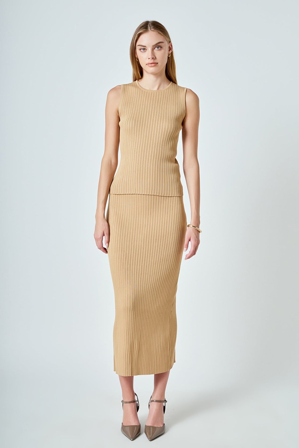 Ribbed Slit Maxi Skirt