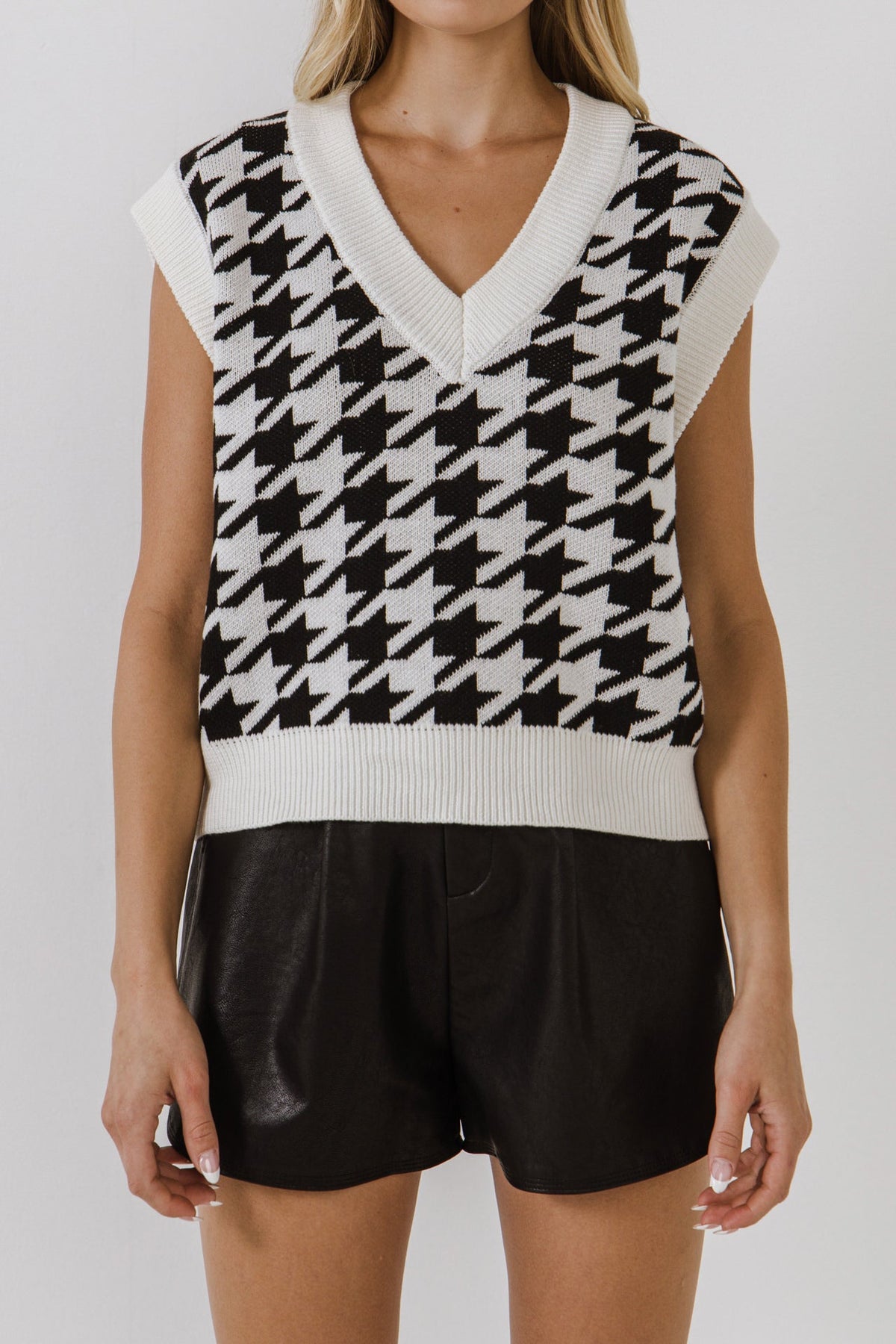 Houndstooth Sweater Vest