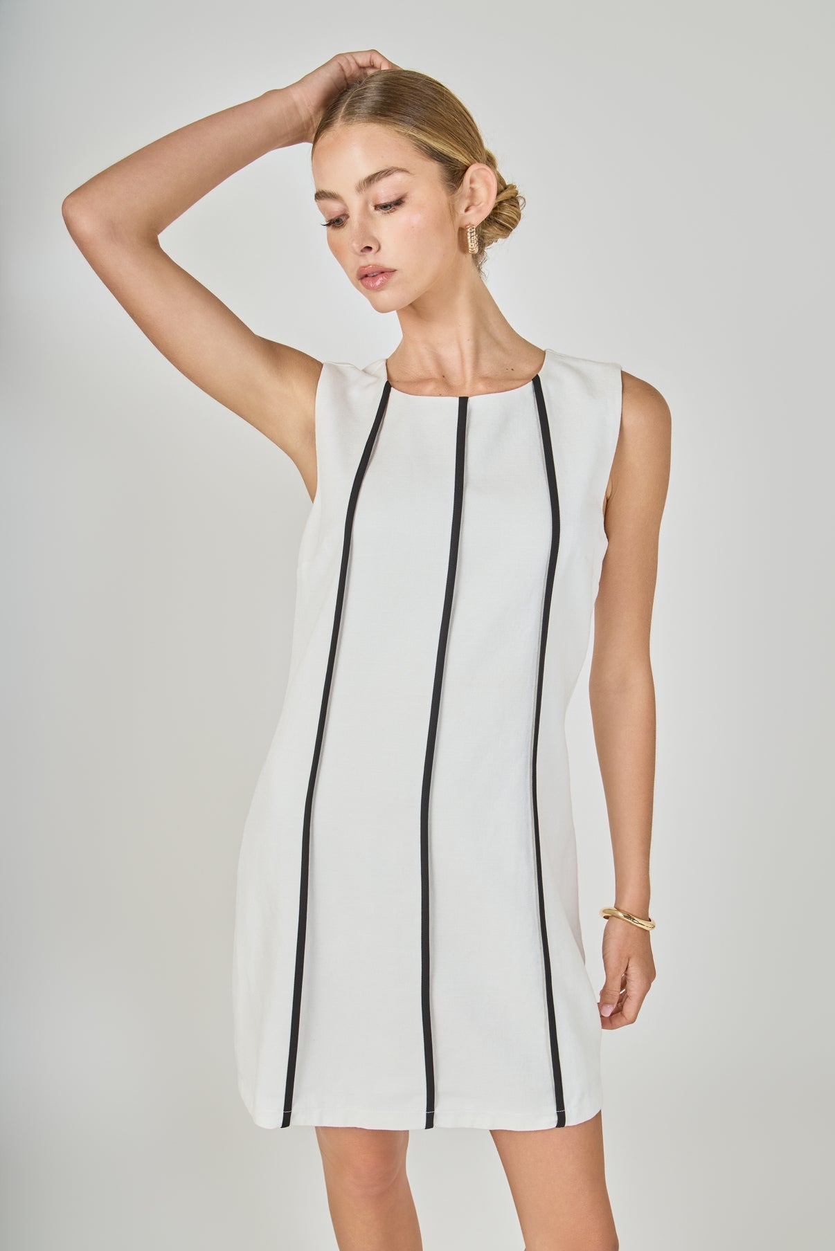 ENDLESS ROSE - Linen Binded Mini Dress - DRESSES available at Objectrare