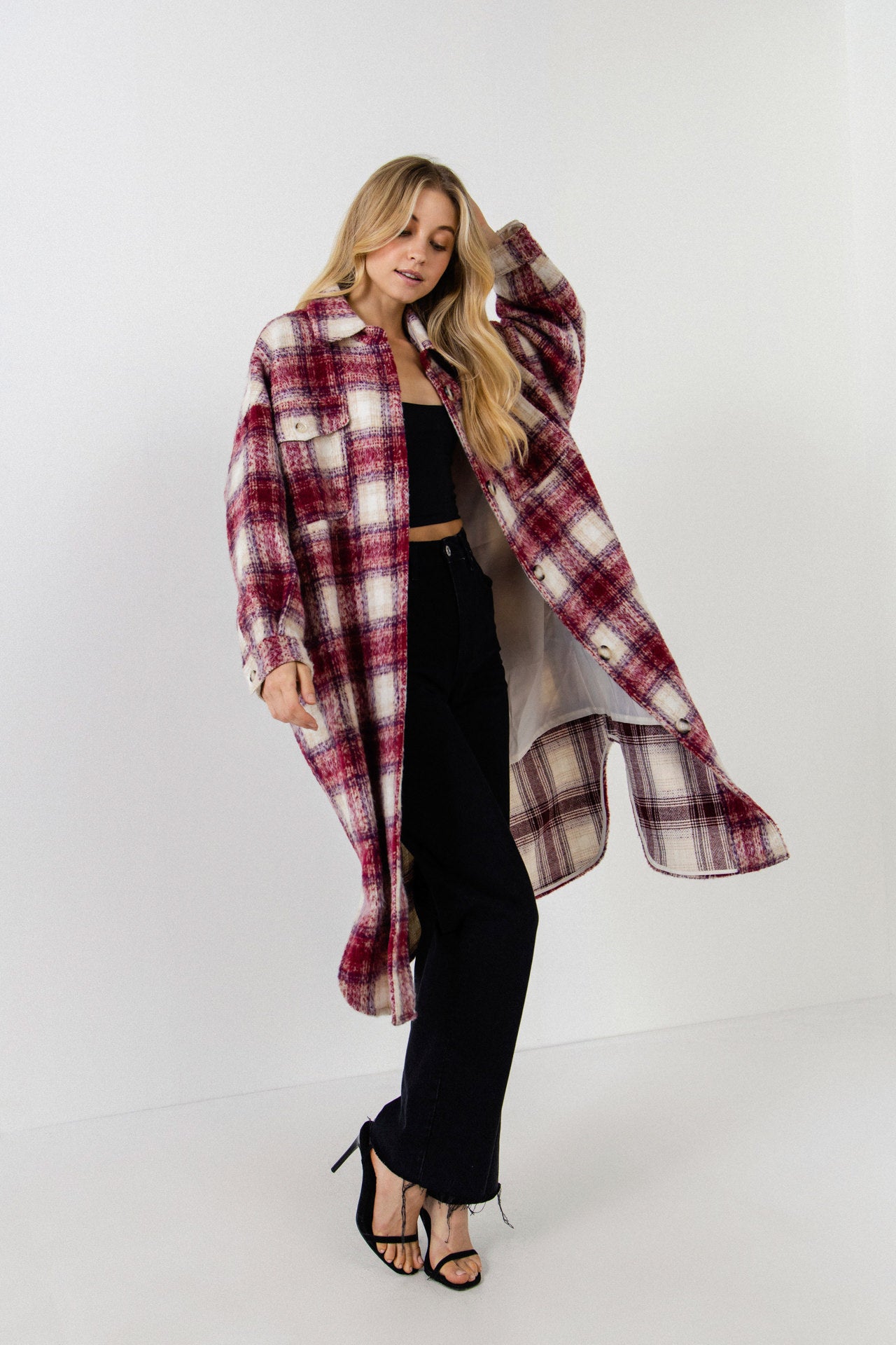 Oversize Plaid Long Coat with U hemline