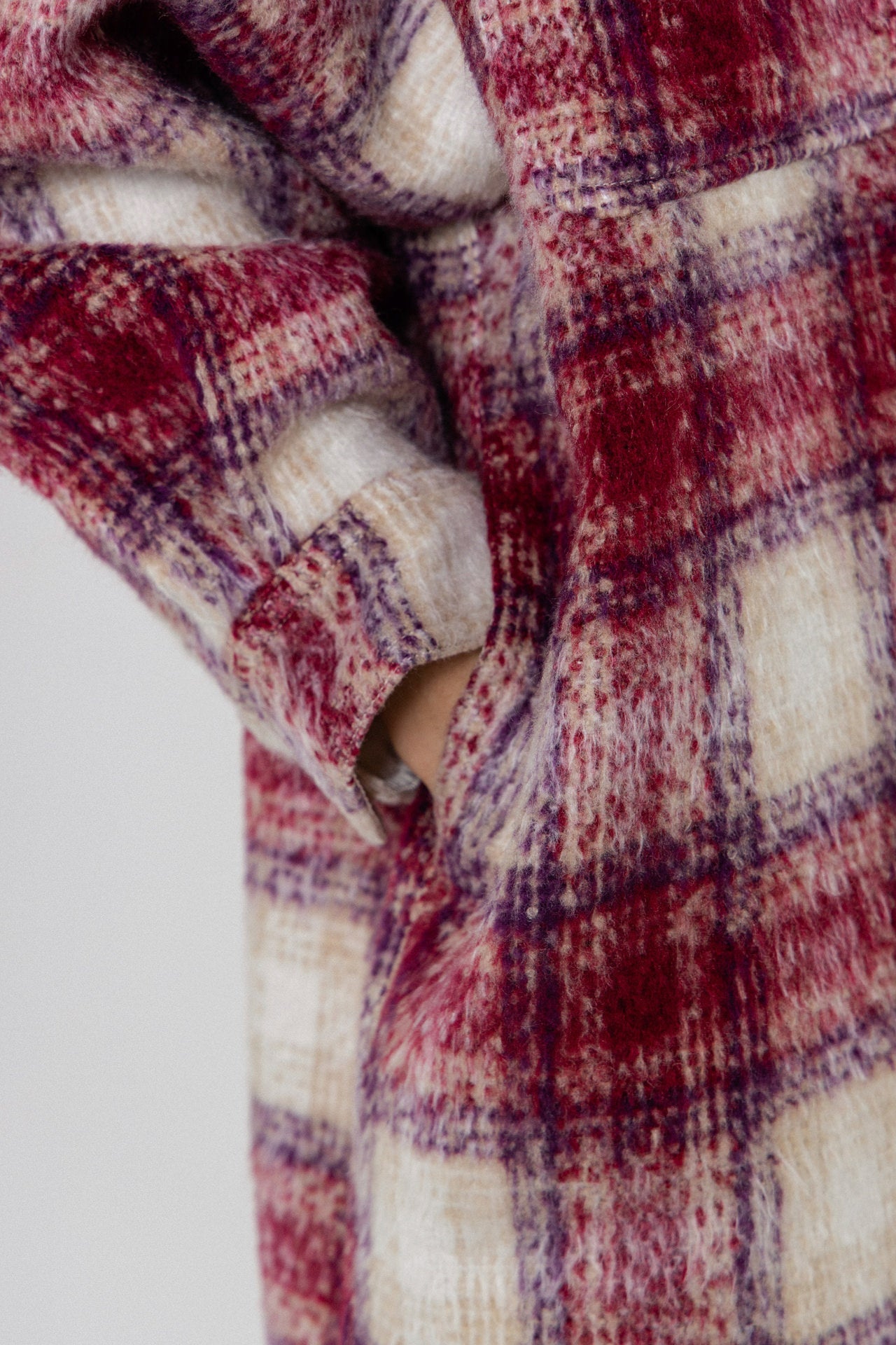 Oversize Plaid Long Coat with U hemline