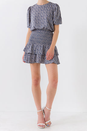 Textured Floral Puff Sleeve Top
