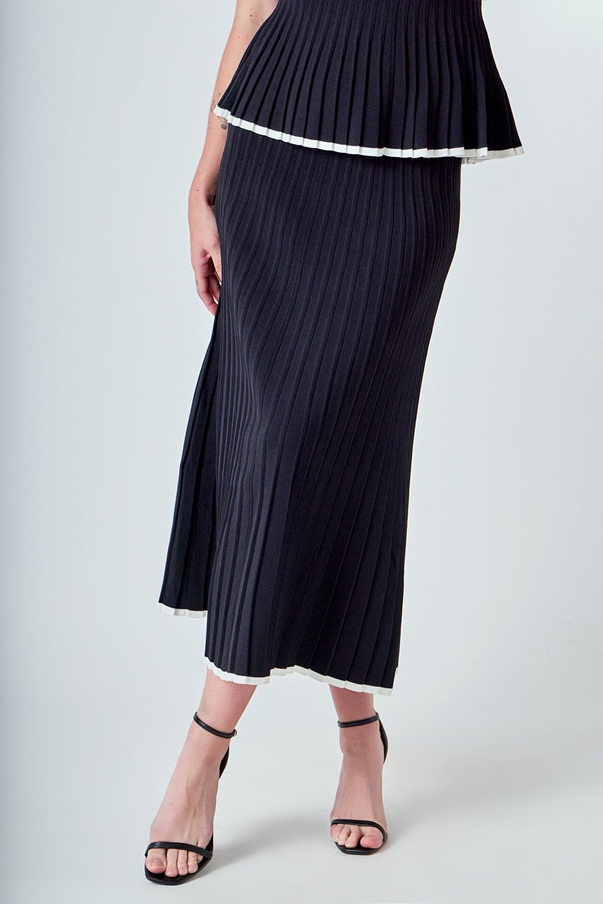 ENDLESS ROSE - Knit Pleated Tip Detail Midi Skirt - SKIRTS available at Objectrare