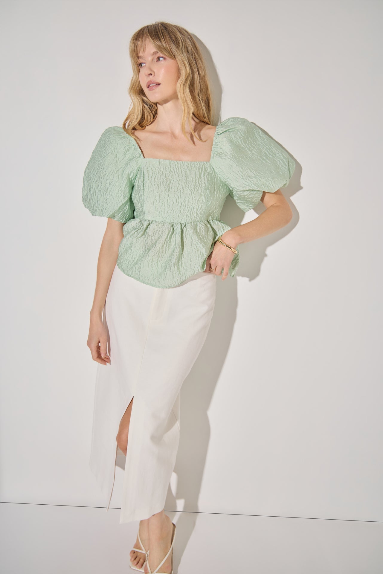 LA'VEN - Jacquard Puff Sleeve Open Back Top - TOPS available at Objectrare