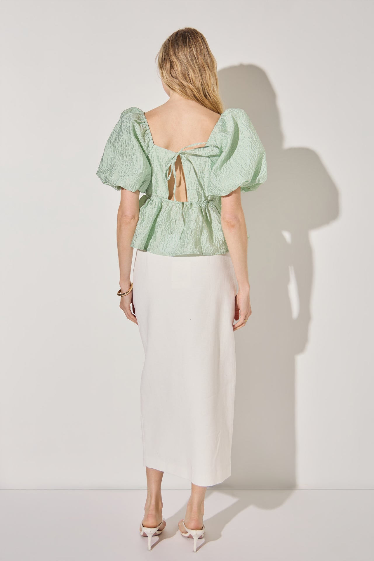 LA'VEN - Jacquard Puff Sleeve Open Back Top - TOPS available at Objectrare