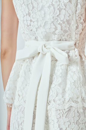 Lace Sleeveless Long Top With Belt
