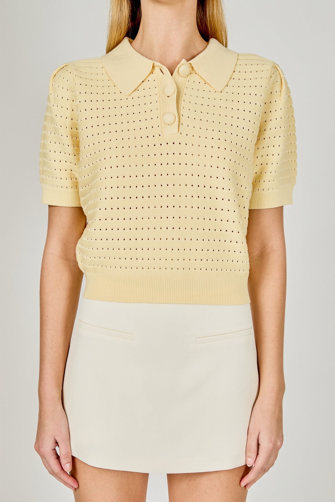 Short Sleeve Jewel Buttoned Sweater Top