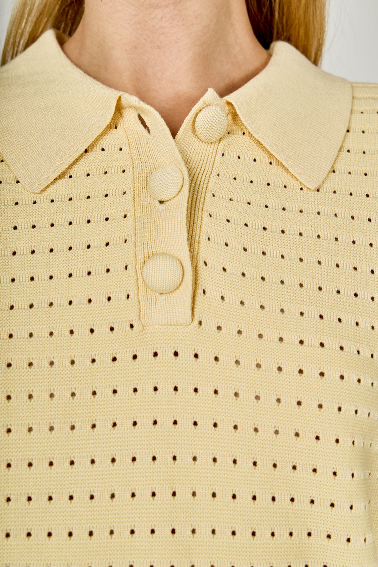 Short Sleeve Jewel Buttoned Sweater Top