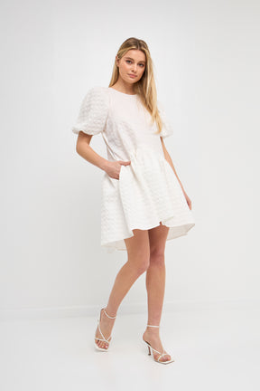 Back Tie Jacquard Puff Dress