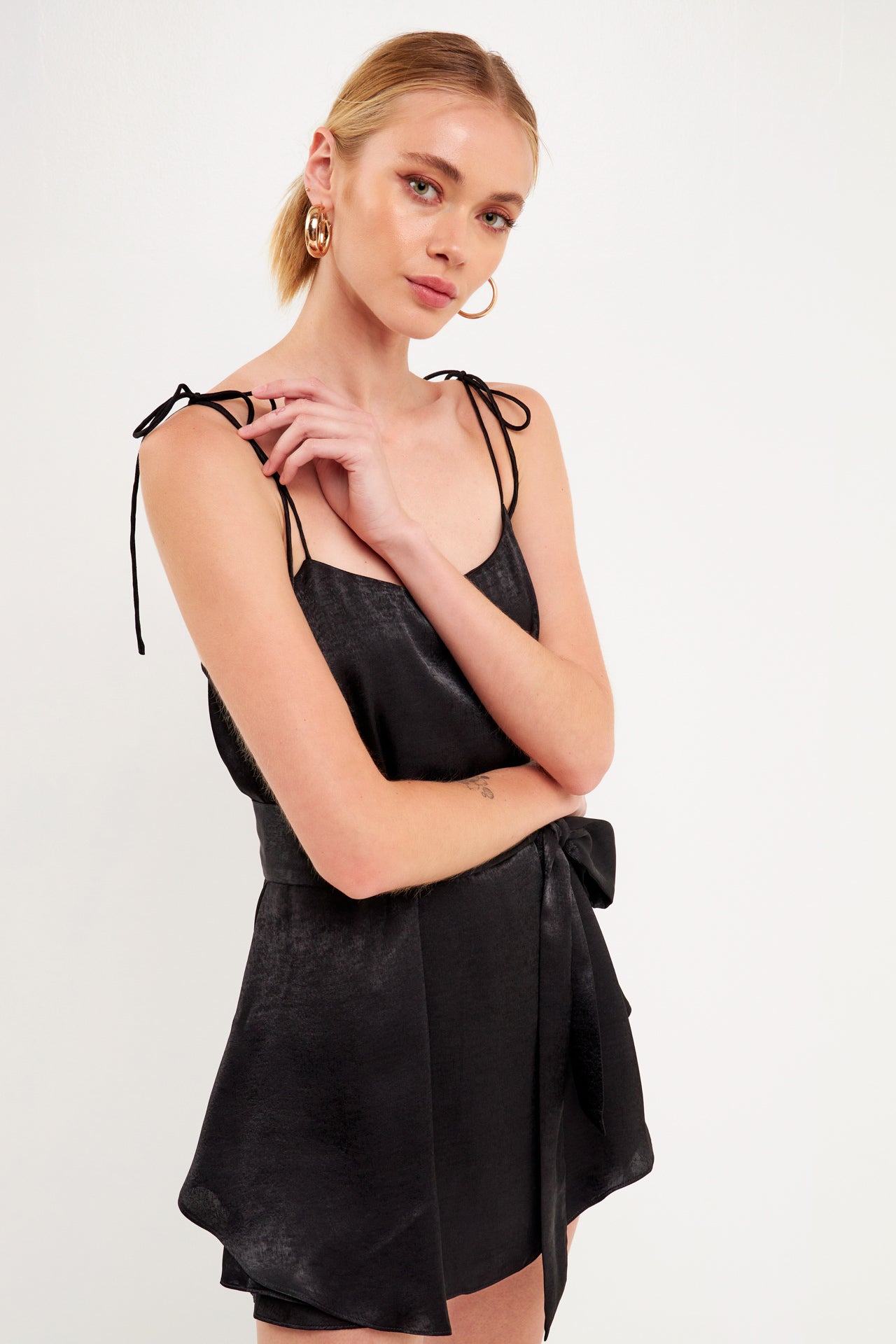 Spaghetti Tie Belted Romper Dress