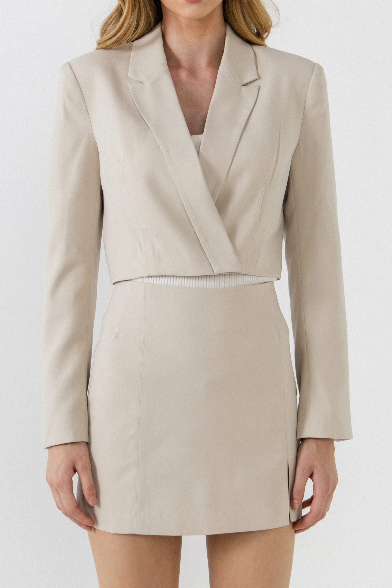 ENDLESS ROSE - Cropped Boxy Blazer - BLAZERS available at Objectrare