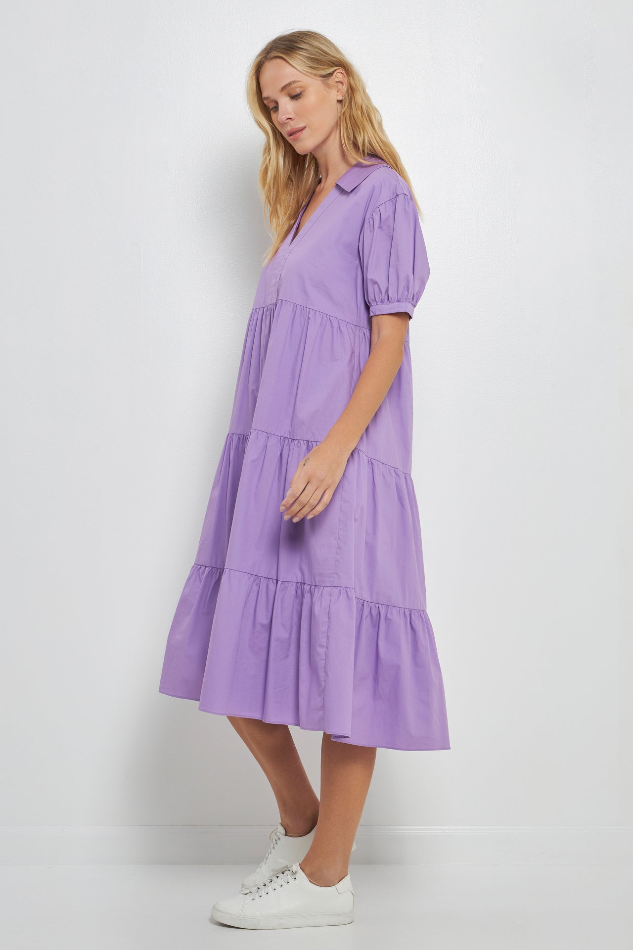 Short Puff Sleeve V-Neck Midi Dress