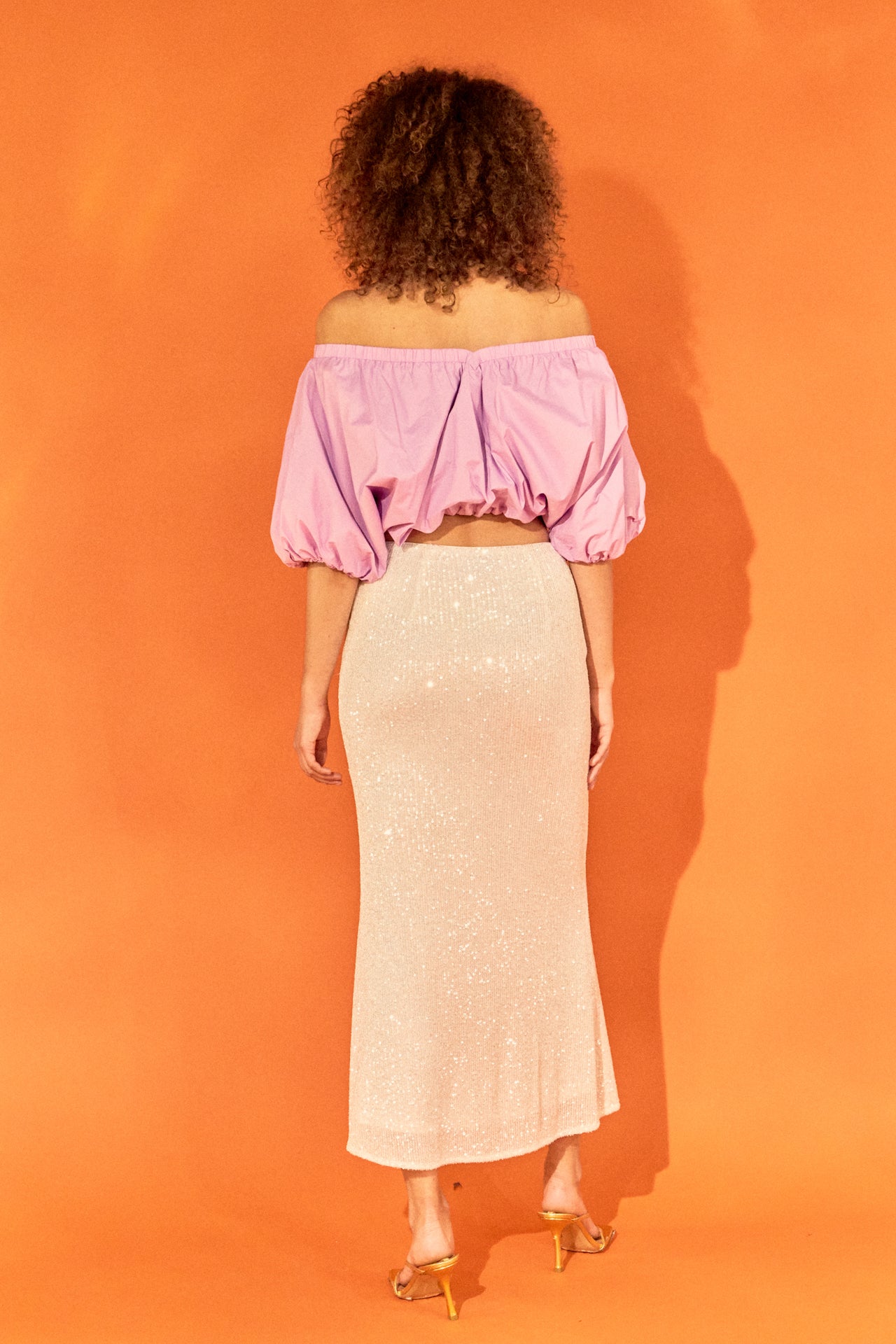 Cropped V-neckline Puff Top