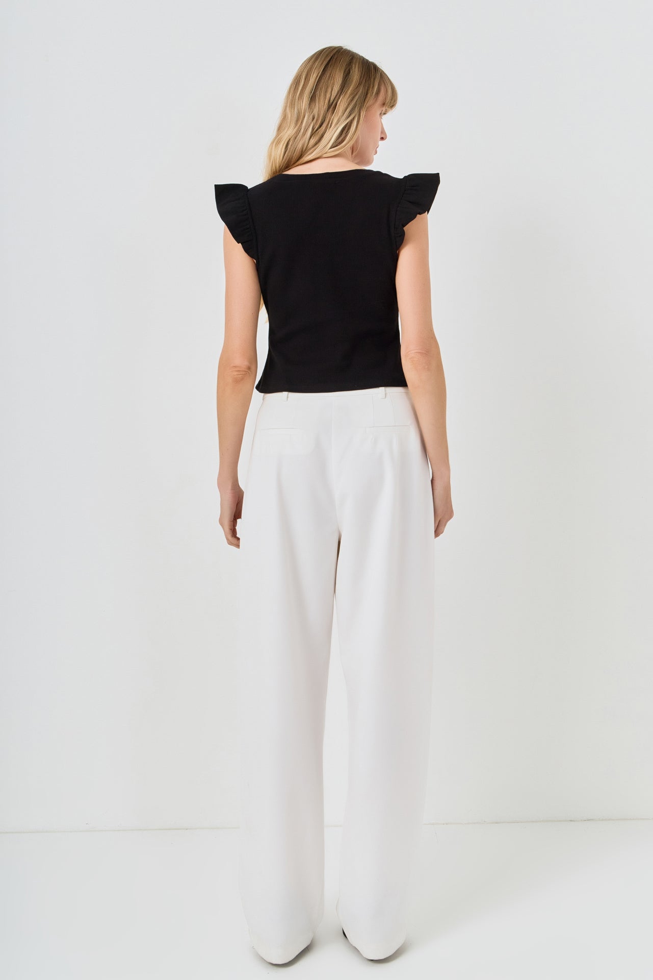 U-neckline Ribbed Knit Top