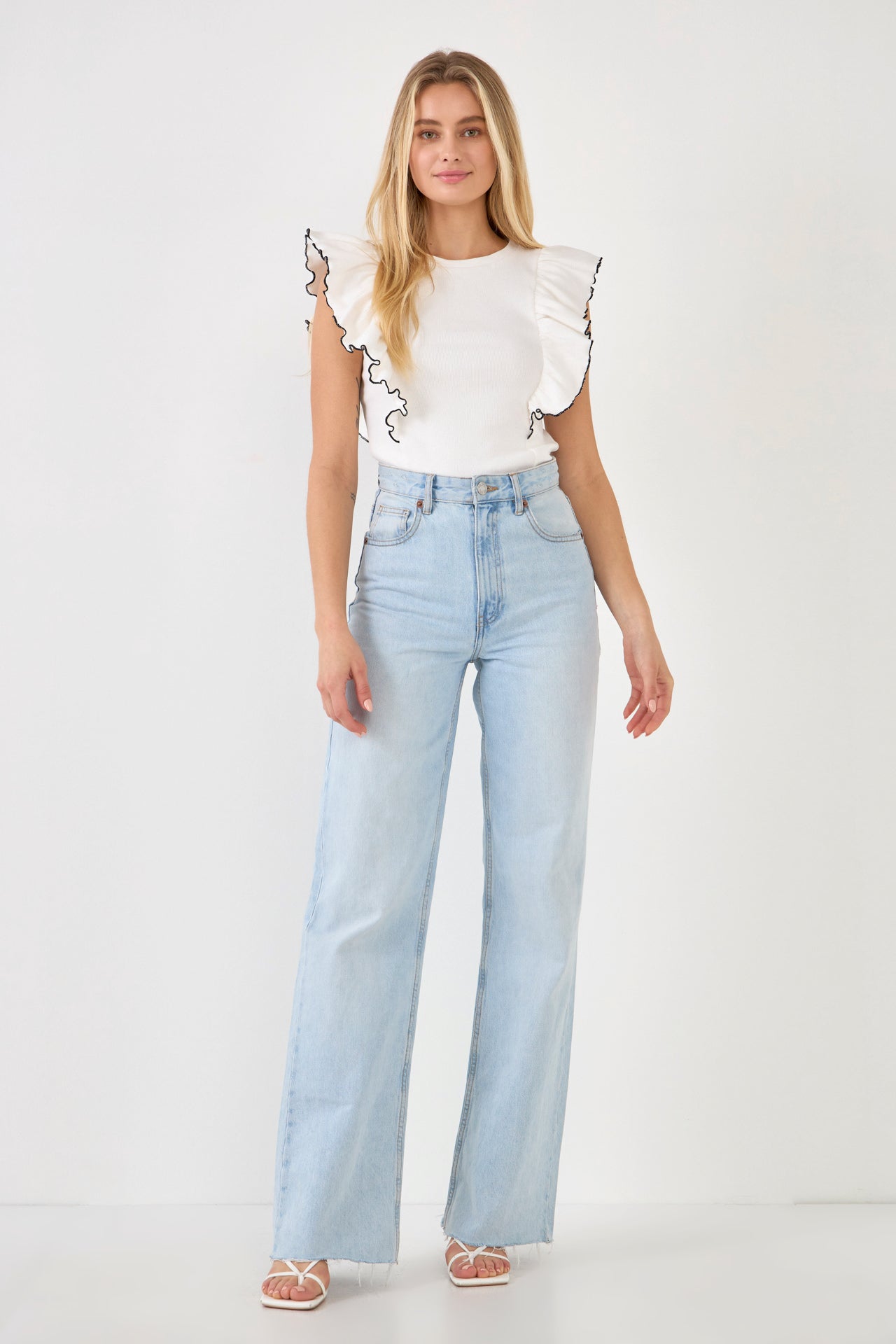 Contrast Merrow Detail Ruffled Knit Top