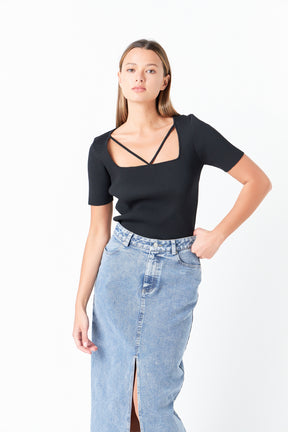 GREY LAB - Cut-out Detail Short Sleeve Knit Top - TOPS available at Objectrare