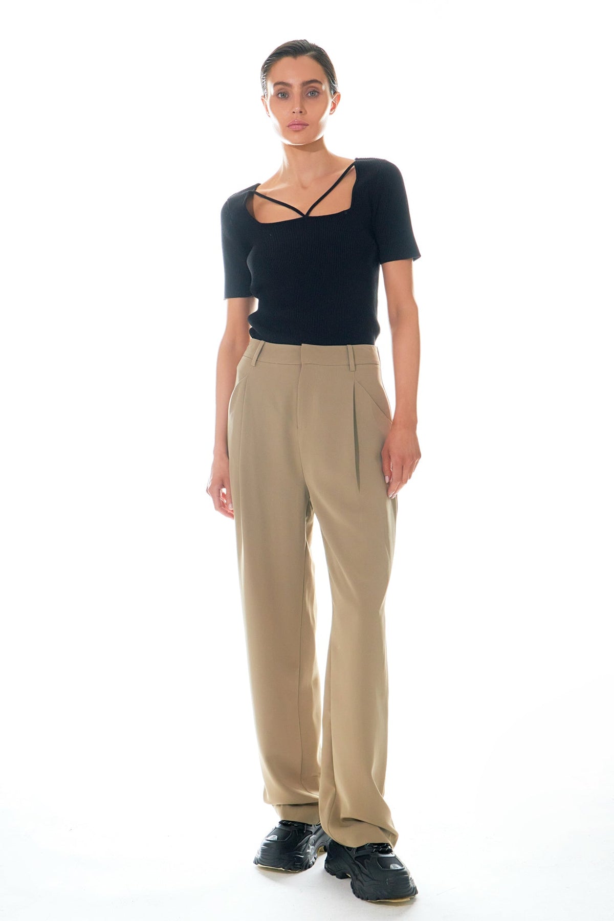 GREY LAB - Cut-out Detail Short Sleeve Knit Top - TOPS available at Objectrare