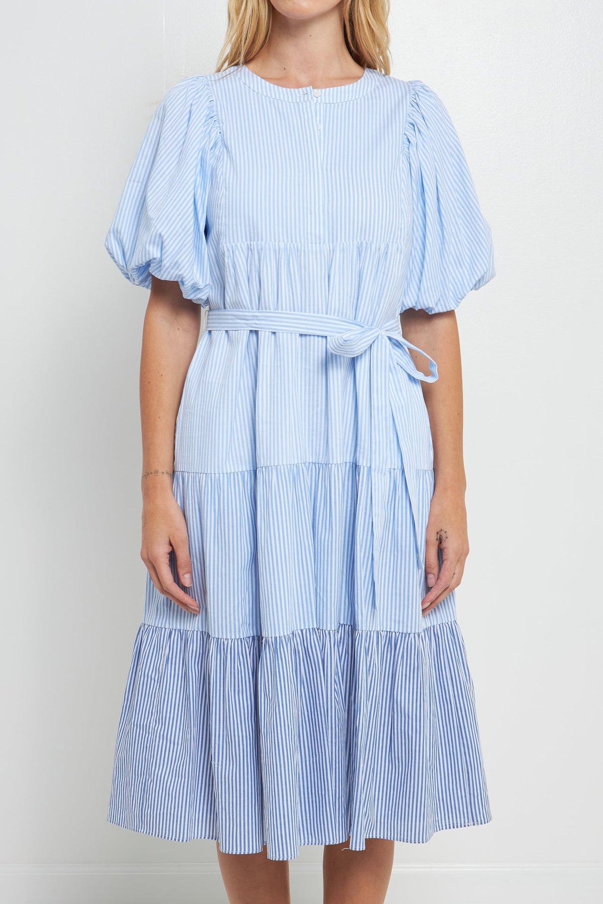 Puff Sleeve Round Neckline Midi Dress