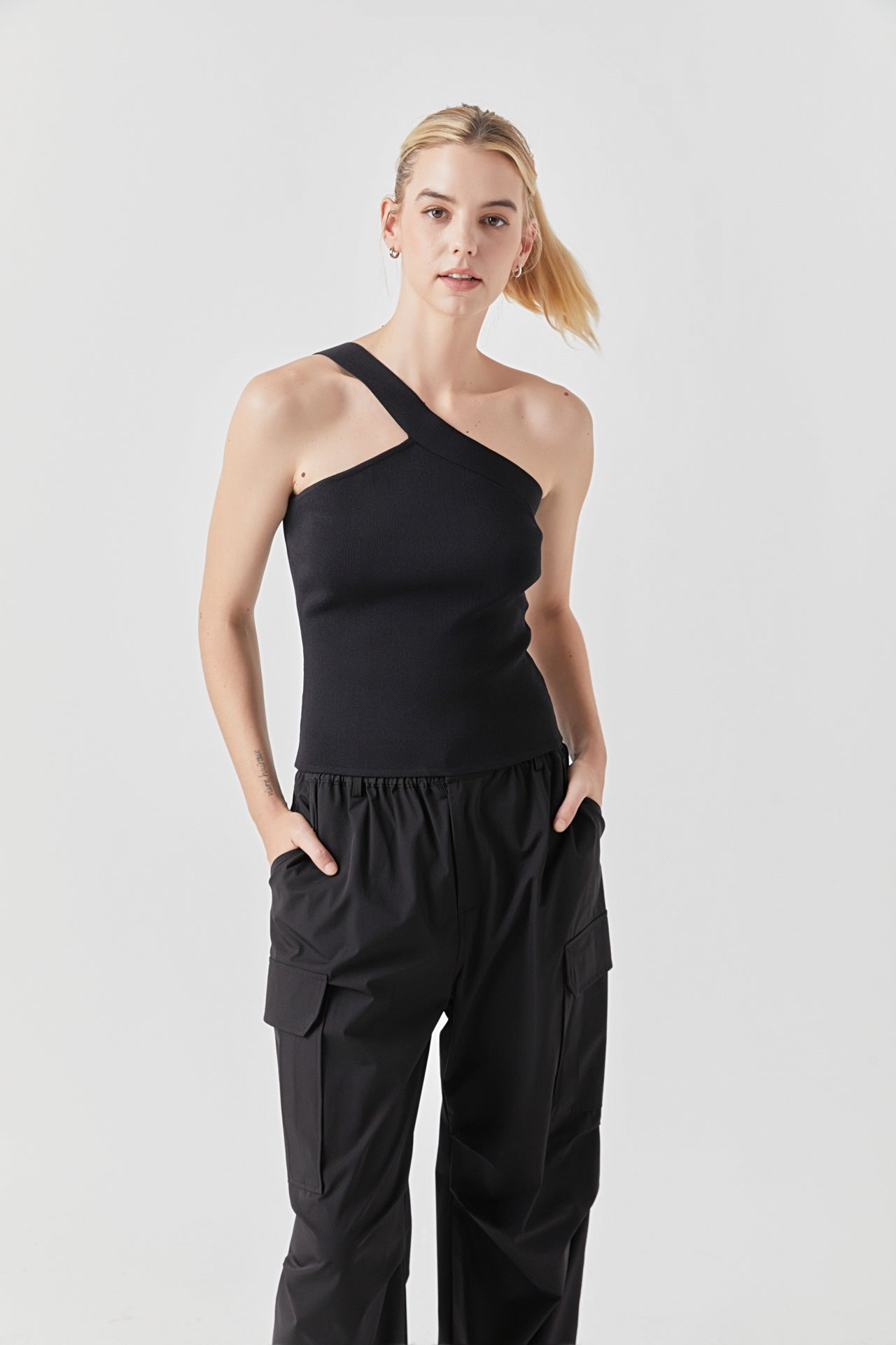 GREY LAB - Asymmetrical One-Shoulder Knit Tank Top - CAMI TOPS & TANK available at Objectrare