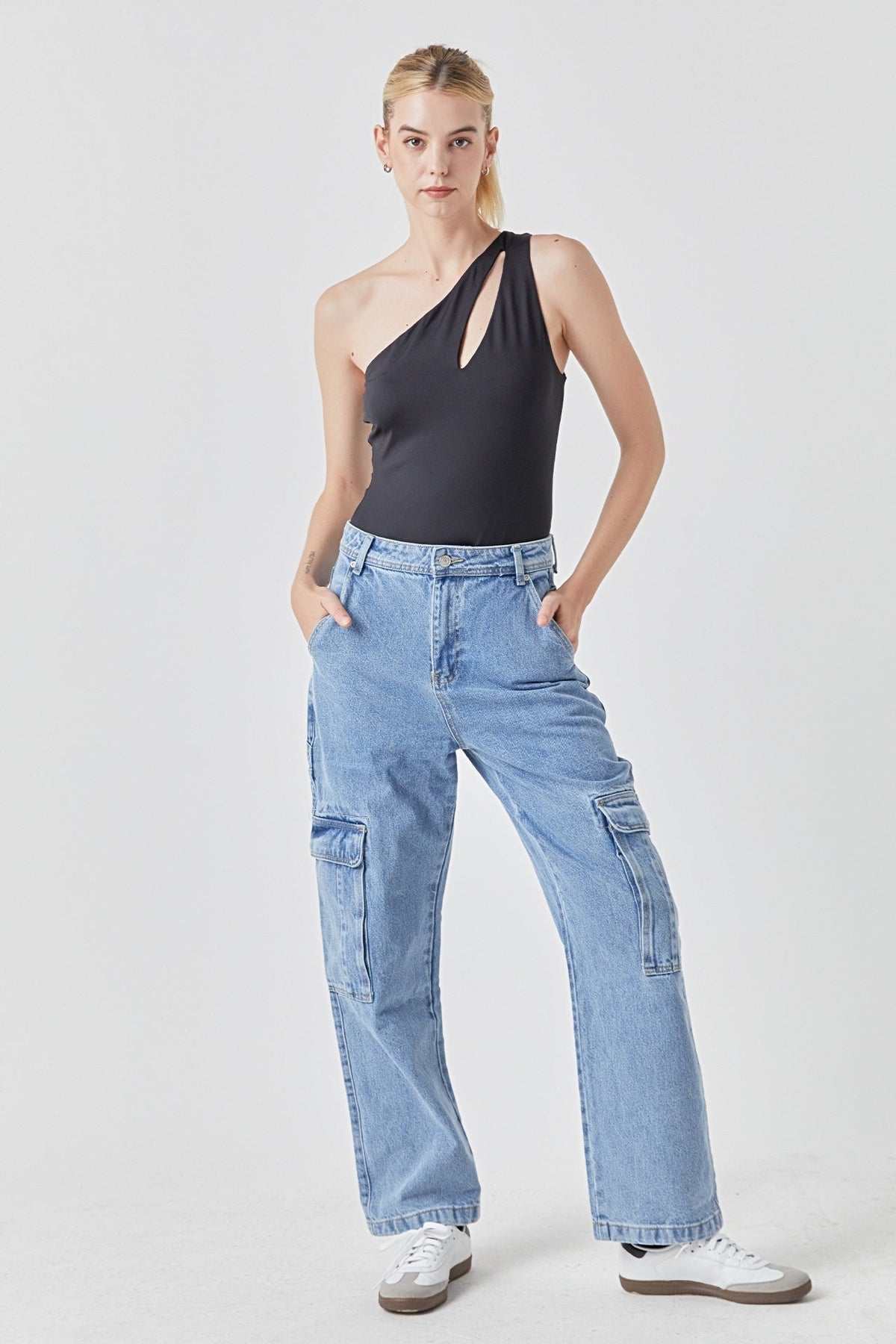 GREY LAB - Baggy Cargo Jeans - JEANS available at Objectrare