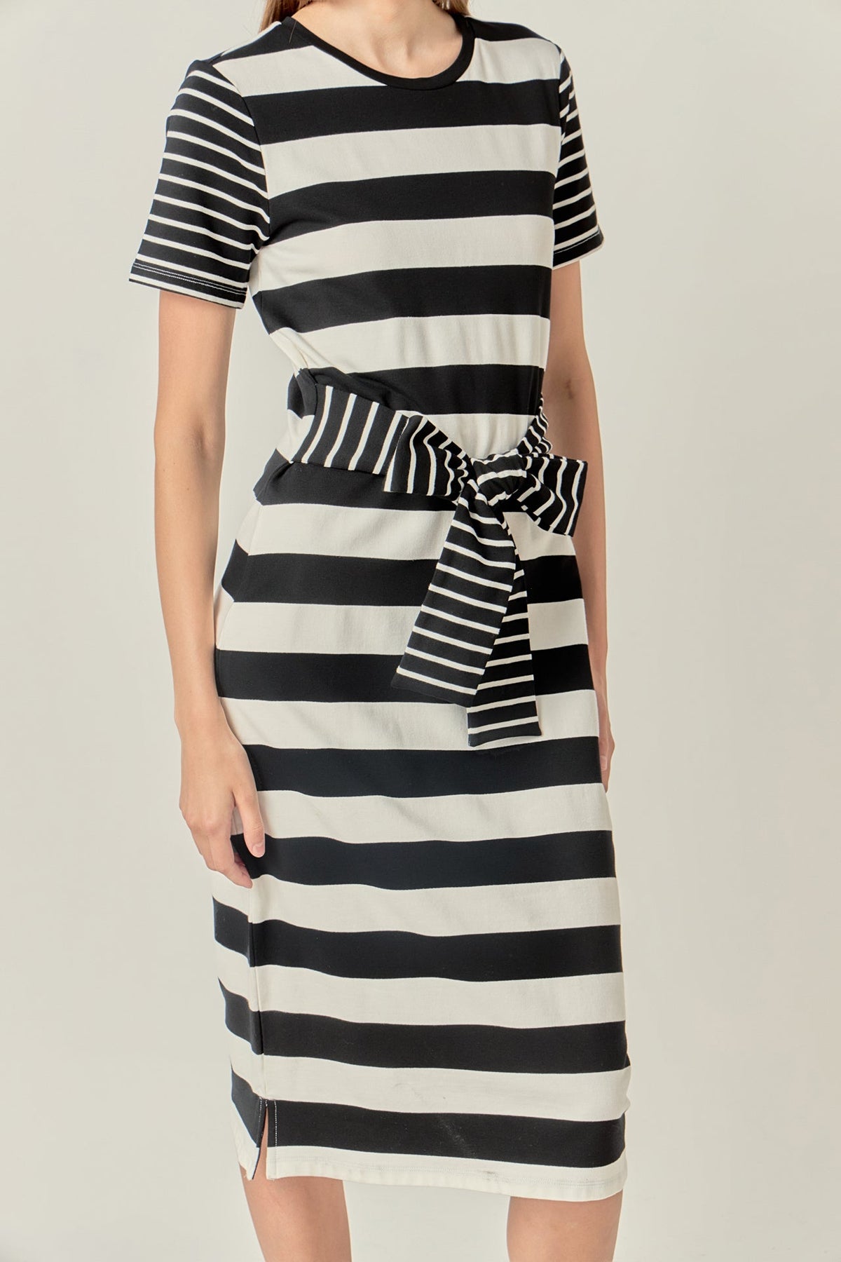 Contrast Stripe Knit Midi Dress