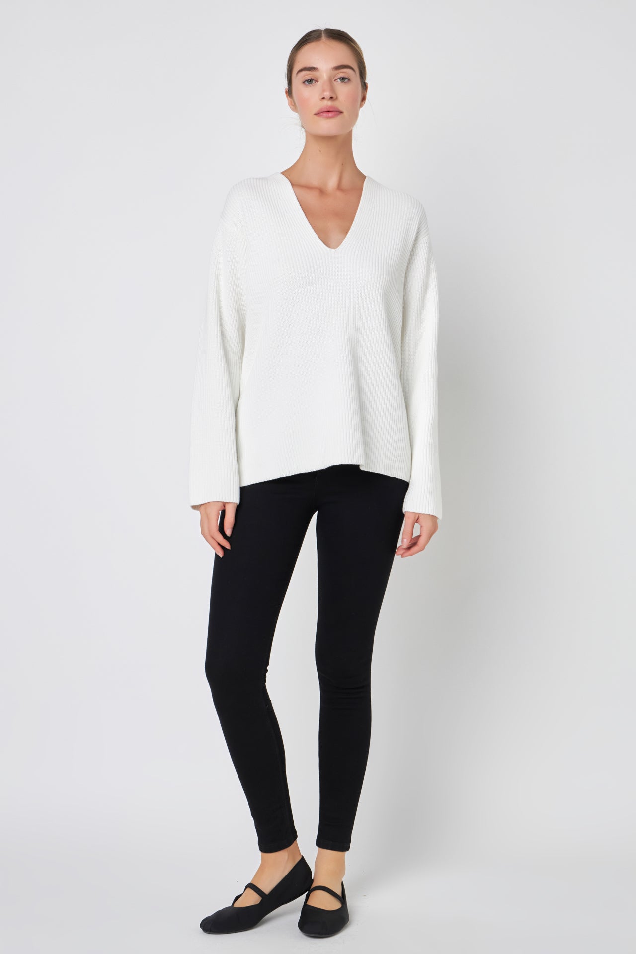 FREE THE ROSES - V-neckline Long Sleeve Sweater - SWEATERS & KNITS available at Objectrare