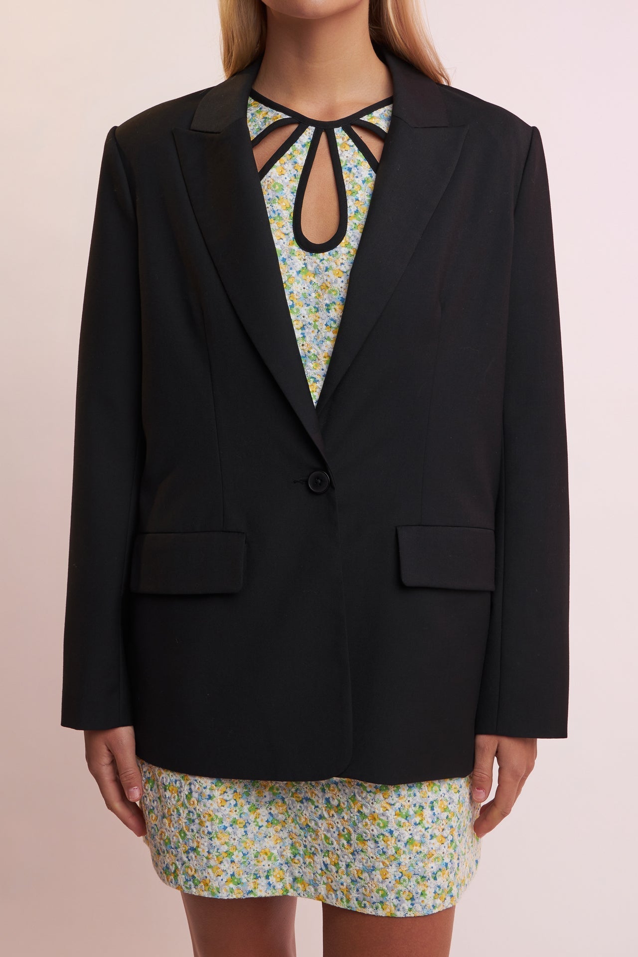 ENDLESS ROSE - Single Breasted Blazer - Final Sale - BLAZERS available at Objectrare