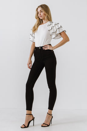 Contrast Edge Ruffled Sleeve Knit Top