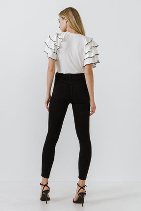 Contrast Edge Ruffled Sleeve Knit Top