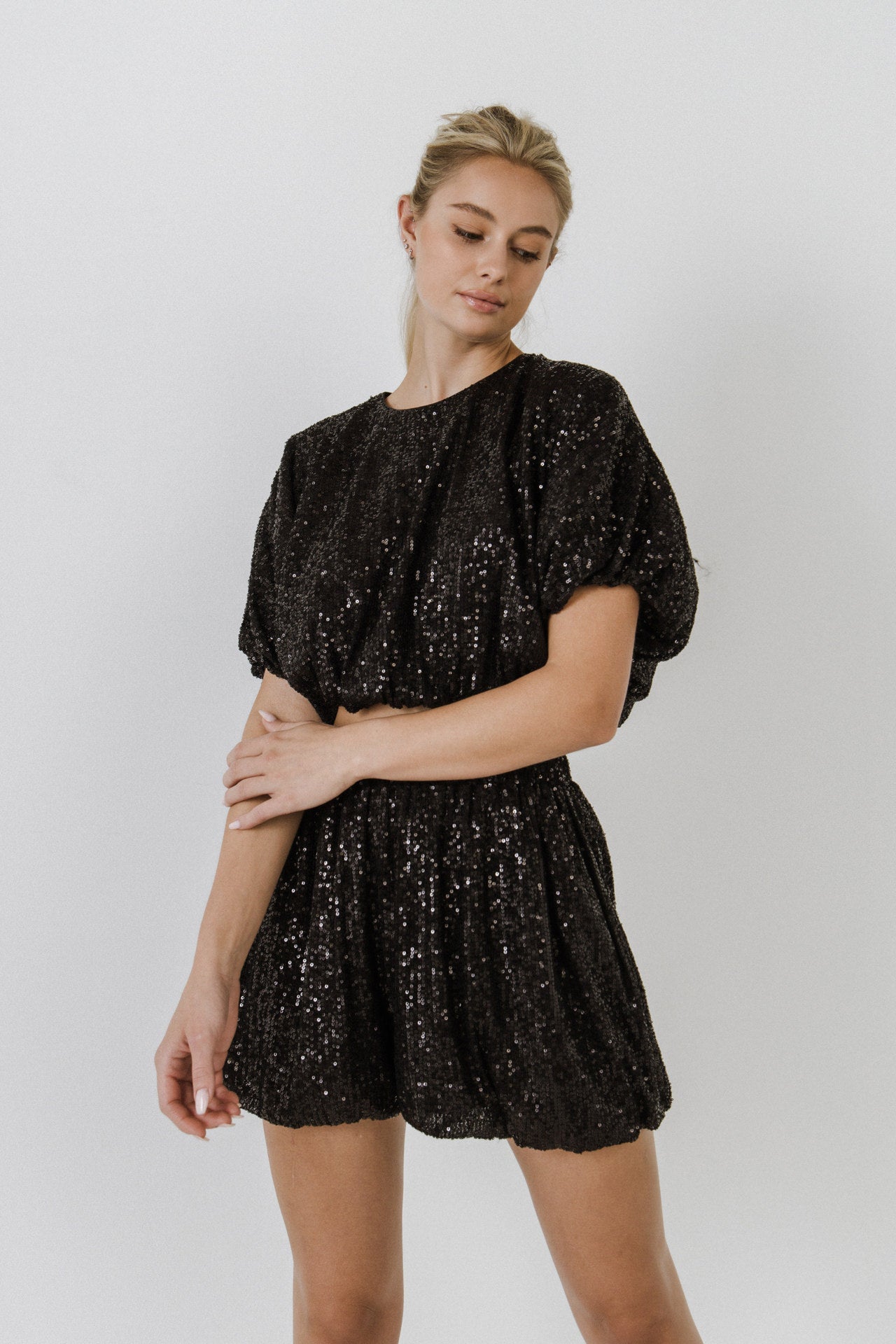 ENDLESS ROSE - Sequins Blouson Shorts - SHORTS available at Objectrare